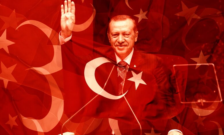 Turcja jest członkiem NATO, wobec tego przy ewentualnej inwazji rosyjskiej stanie po stronie Ukrainy.