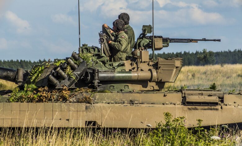 Polskie spółki militarne zyskują coraz większe zainteresowanie inwestorów.