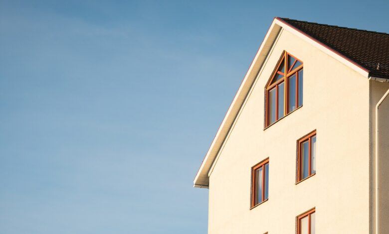 Według ośrodka analitycznego AMRON wzrost cen mieszkań w tym roku wyhamuje, na co złożą się czynniki wewnętrzne i zewnętrzne.