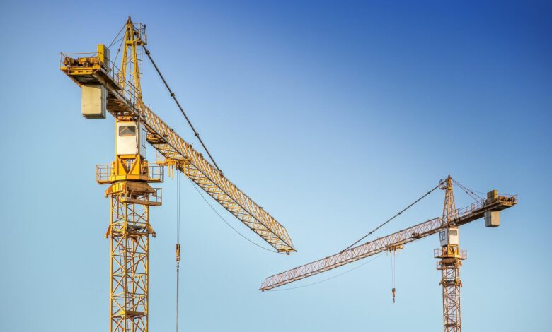 Produkcja budowlano-montażowa w kwietniu wzrosła o 9,3% rok do roku wobec oczekiwań ekonomistów na poziomie niemal 19%.
